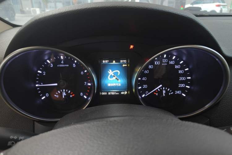 Used Haval H8 2015 2.0T Two-Wheel-Drive Luxury Version Instrument Cluster