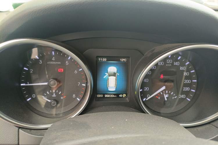 Used Haval H8 2015 2.0T Four-Wheel Drive Comfort Version Instrument Cluster