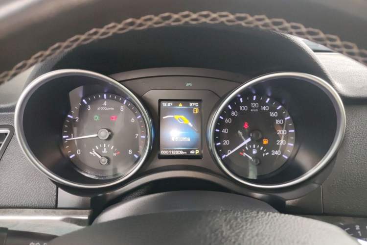 Used Haval H8 2015 2.0T Two-Wheel-Drive Standard Version Instrument Cluster