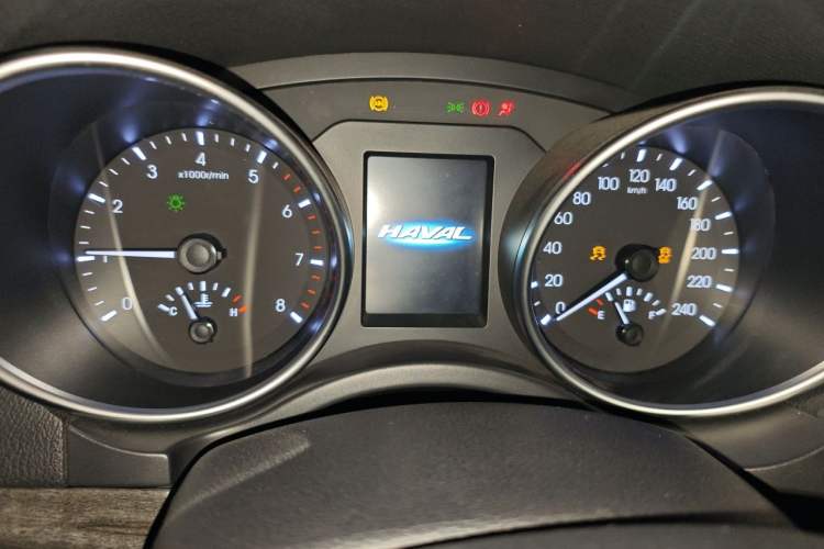 Used Haval H8 2015 2.0T Four-Wheel Drive Luxury Model Instrument Cluster