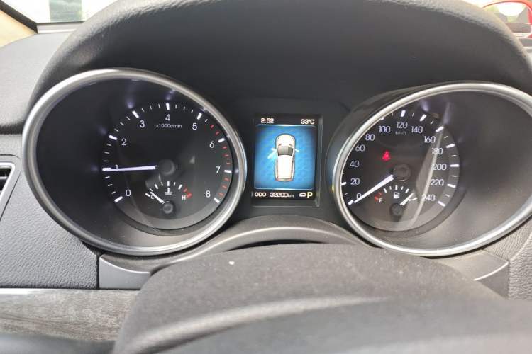 Used Haval H8 2015 2.0T Two-Wheel-Drive Standard Version Instrument Cluster