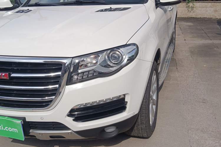 Used Haval H8 2015 2.0T Two-Wheel Drive Comfort Version Left Front Headlight