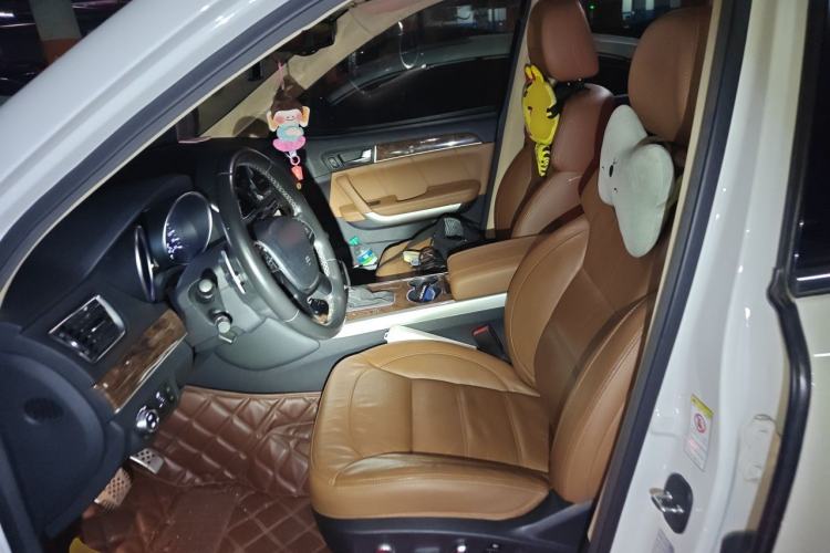 Used Haval H8 2015 2.0T Two-Wheel-Drive Luxury Version Left Front Seat