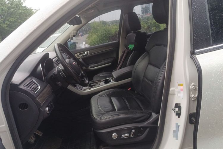 Used Haval H8 2015 2.0T Two-Wheel-Drive Luxury Version Left Front Seat