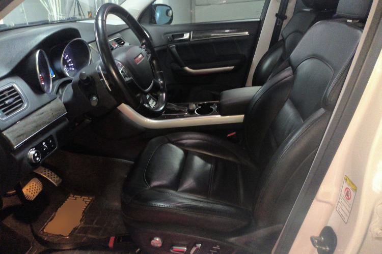 Used Haval H8 2015 2.0T Two-Wheel-Drive Luxury Version Left Front Seat