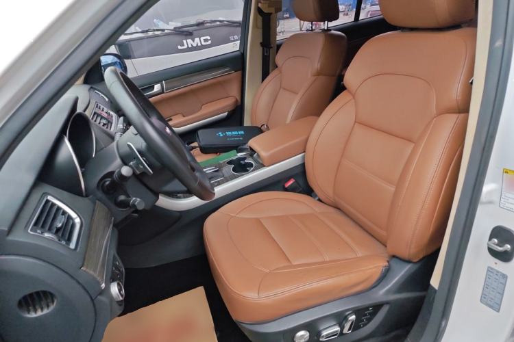 Used Haval H8 2015 2.0T Two-Wheel-Drive Luxury Version Left Front Seat