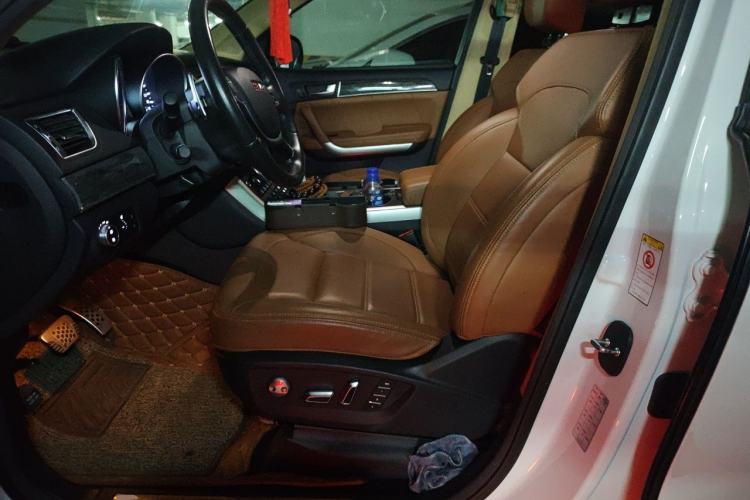 Used Haval H8 2015 2.0T Four-Wheel Drive Elite Model Left Front Seat
