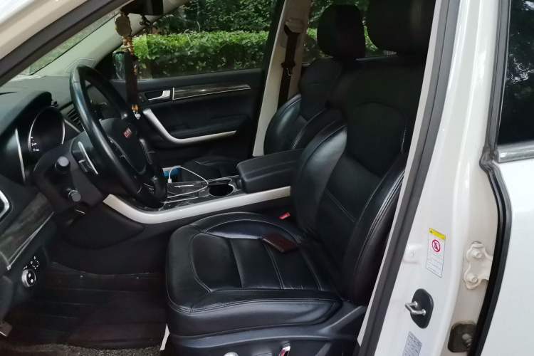 Used Haval H8 2015 2.0T Four-Wheel Drive Standard Version Left Front Seat