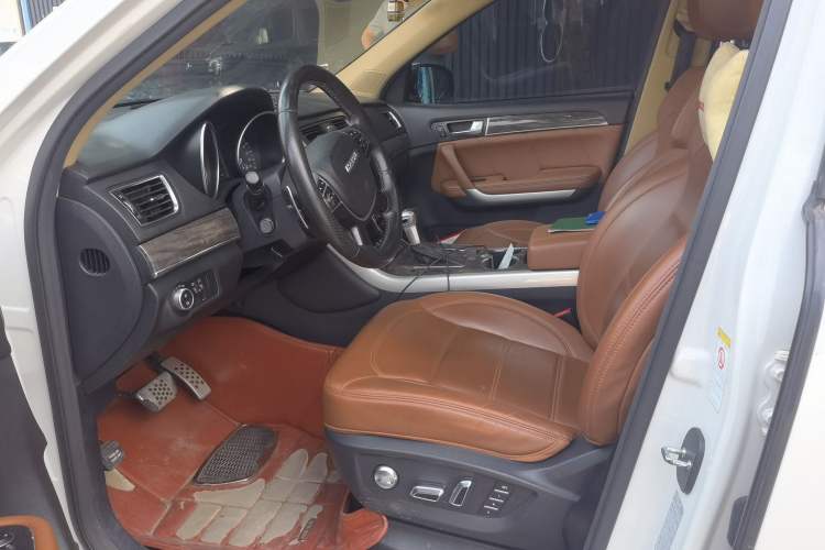 Used Haval H8 2015 2.0T Four-Wheel Drive Comfort Version Left Front Seat