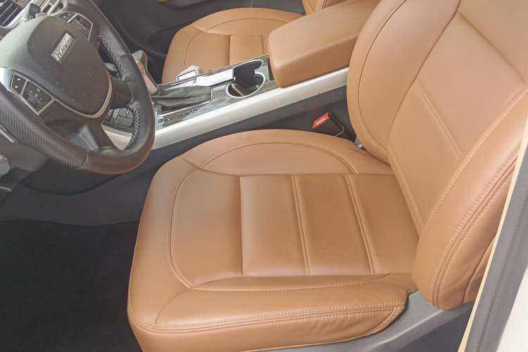 Used Haval H8 2015 2.0T Two-Wheel Drive Comfort Version Left Front Seat