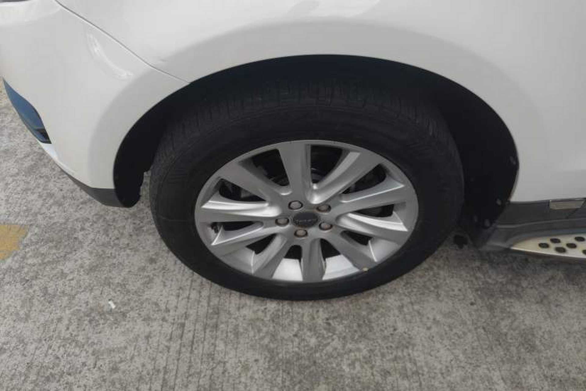 Used Haval H8 2015 2.0T Two-Wheel-Drive Elite Version Left Front Wheel Hub