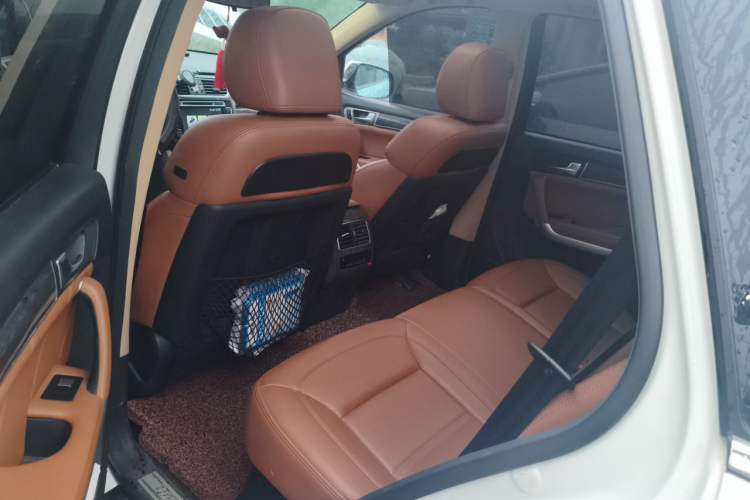Used Haval H8 2015 2.0T Two-Wheel Drive Comfort Version Left Rear Seat