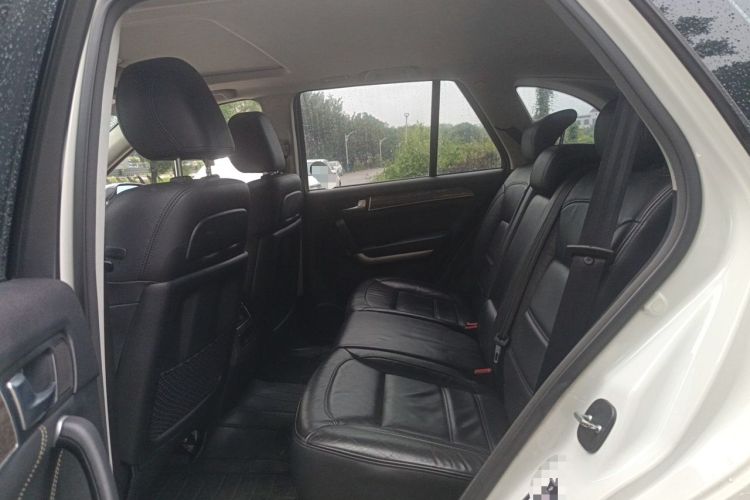 Used Haval H8 2015 2.0T Two-Wheel-Drive Luxury Version Left Rear Seat
