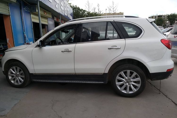 Used Haval H8 2015 2.0T Two-Wheel-Drive Luxury Version Left Side
