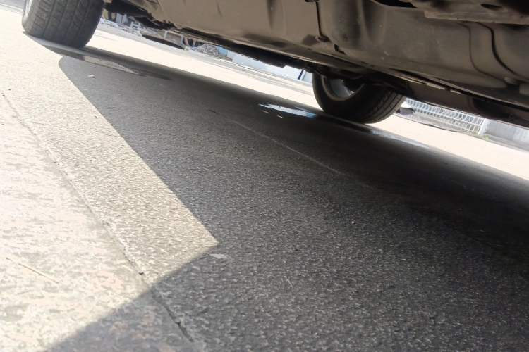 Used Haval H8 2015 2.0T Two-Wheel Drive Comfort Version Left Side Sill