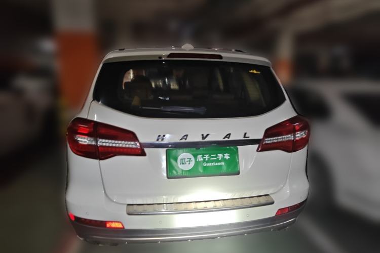 Used Haval H8 2015 2.0T Two-Wheel-Drive Luxury Version Rear