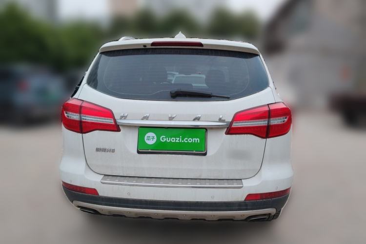 Used Haval H8 2015 2.0T Two-Wheel-Drive Luxury Version Rear