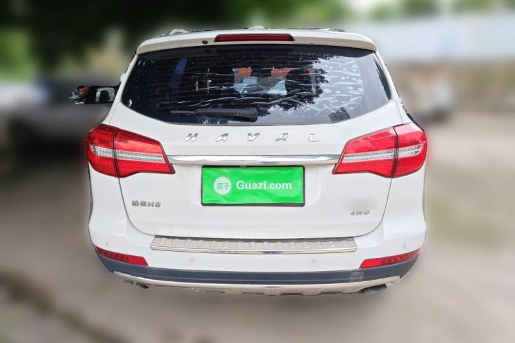 Used Haval H8 2015 2.0T Four-Wheel Drive Luxury Model Rear