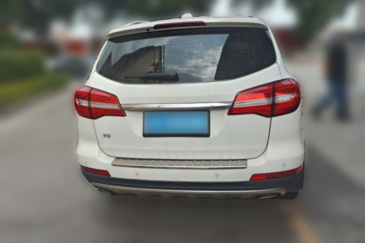 Used Haval H8 2015 2.0T Two-Wheel-Drive Luxury Version Rear