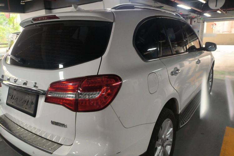 Used Haval H8 2015 2.0T Two-Wheel-Drive Luxury Version Rear Right 45 Deg