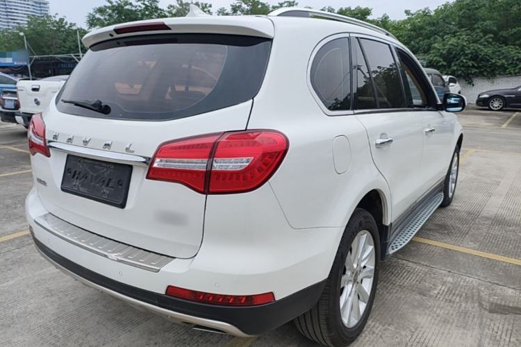 Used Haval H8 2015 2.0T Two-Wheel-Drive Luxury Version Rear Right 45 Deg