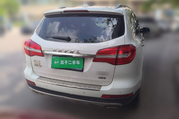 Used Haval H8 2015 2.0T Four-Wheel Drive Comfort Version Rear