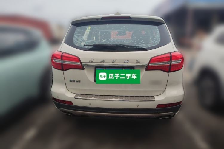 Used Haval H8 2015 2.0T Two-Wheel-Drive Luxury Version Rear