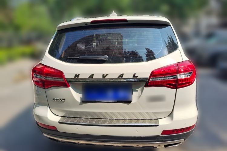 Used Haval H8 2015 2.0T Two-Wheel-Drive Luxury Version Rear