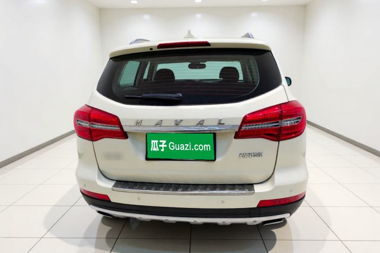 Used Haval H8 2015 2.0T Two-Wheel-Drive Luxury Version Rear