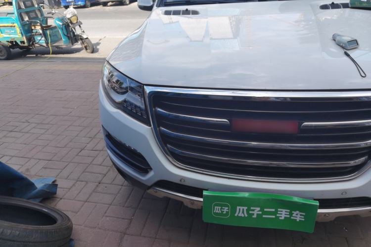 Used Haval H8 2015 2.0T Two-Wheel-Drive Standard Version Right Front Headlight