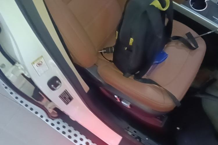 Used Haval H8 2015 2.0T Two-Wheel Drive Comfort Version Right Front Seat