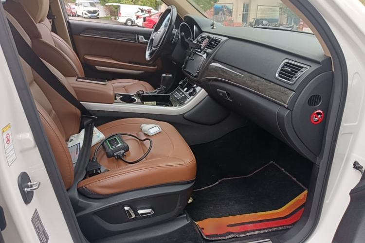Used Haval H8 2015 2.0T Two-Wheel-Drive Standard Version Right Front Seat