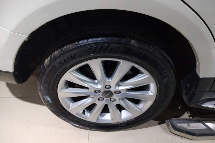 Used Haval H8 2015 2.0T Two-Wheel-Drive Elite Version Right Rear Wheel Hub
