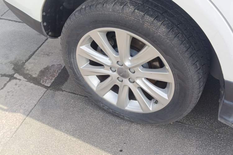 Used Haval H8 2015 2.0T Two-Wheel Drive Comfort Version Right Rear Wheel Hub