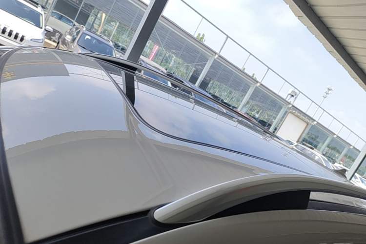 Used Haval H8 2015 2.0T Two-Wheel Drive Comfort Version Roof