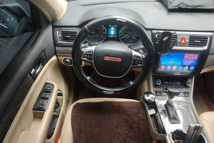Used Haval H8 2015 2.0T Two-Wheel-Drive Standard Version Steering Wheel