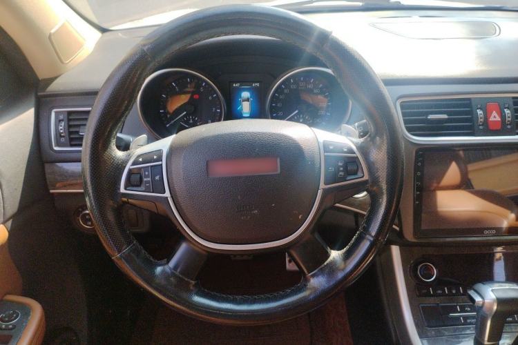 Used Haval H8 2015 2.0T Two-Wheel Drive Comfort Version Steering Wheel
