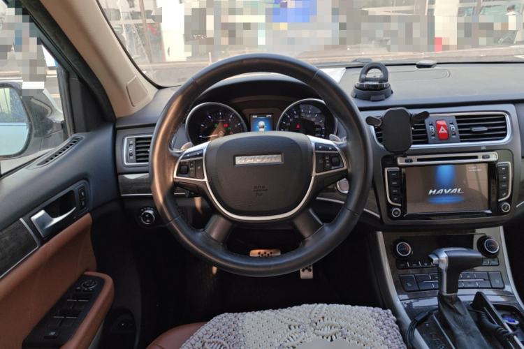 Used Haval H8 2015 2.0T Four-Wheel Drive Elite Model Steering Wheel
