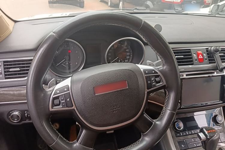 Used Haval H8 2015 2.0T Two-Wheel-Drive Standard Version Steering Wheel