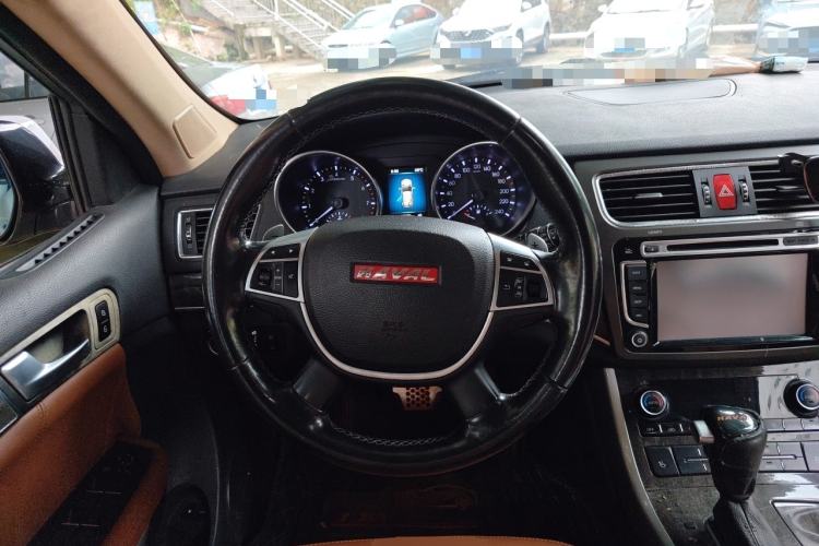 Used Haval H8 2015 2.0T Four-Wheel Drive Luxury Model Steering Wheel