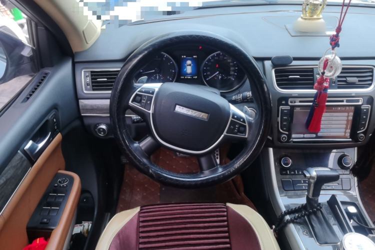 Used Haval H8 2015 2.0T Four-Wheel Drive Comfort Version Steering Wheel