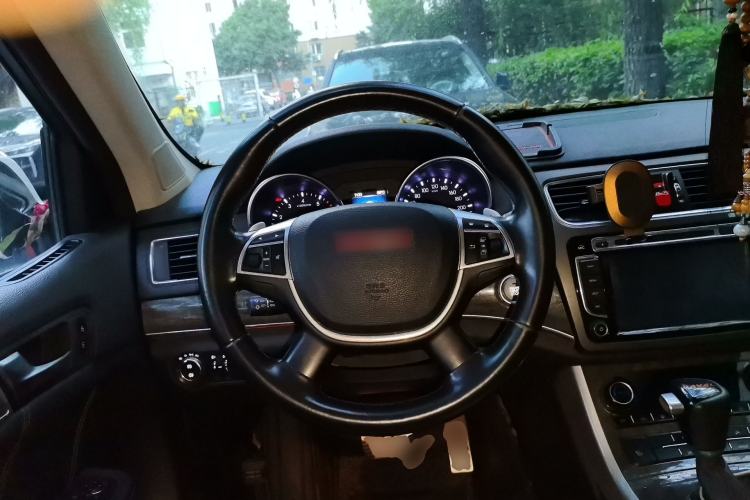 Used Haval H8 2015 2.0T Four-Wheel Drive Standard Version Steering Wheel