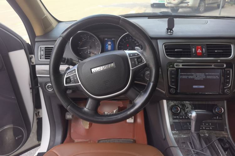 Used Haval H8 2015 2.0T Four-Wheel Drive Comfort Version Steering Wheel