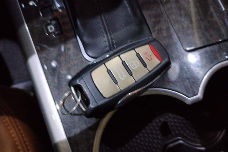 Used Haval H8 2015 2.0T Two-Wheel-Drive Elite Version Vehicle Key
