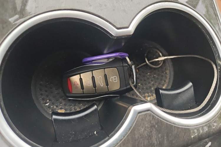 Used Haval H8 2015 2.0T Four-Wheel Drive Comfort Version Vehicle Key