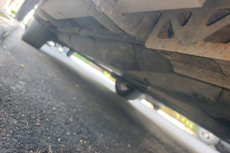 Used Haval H8 2017 2.0T Gasoline Two-Wheel Drive Smart Edition Chassis Front Right