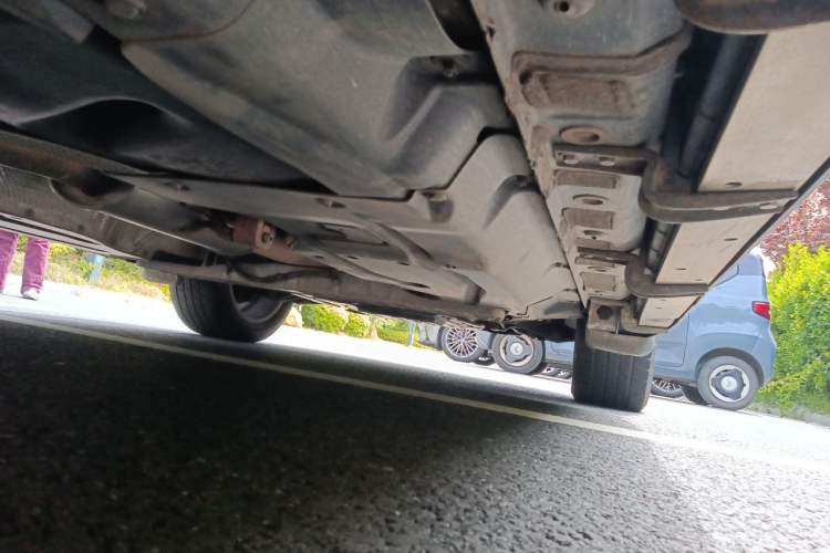 Used Haval H8 2017 2.0T Gasoline Two-Wheel Drive Enjoyment Version Chassis Rear Right