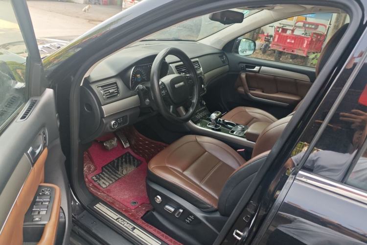 Used Haval H8 2017 2.0T Gasoline Two-Wheel Drive Smart Edition Driver Seat