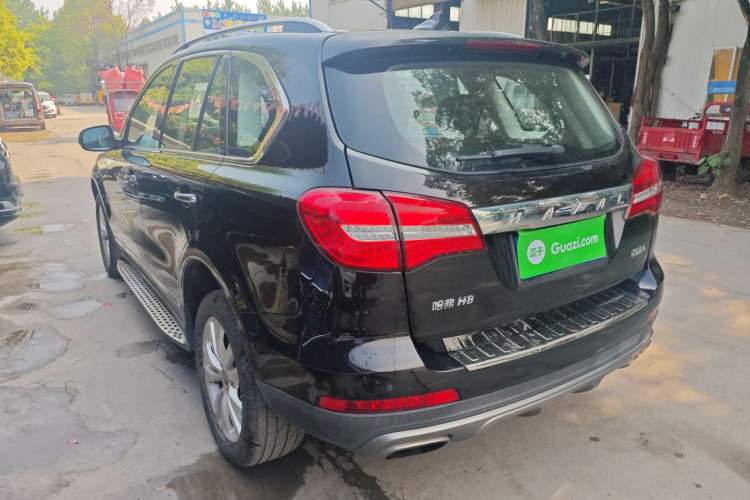 Used Haval H8 2017 2.0T Gasoline Two-Wheel Drive Smart Edition Exterior 2