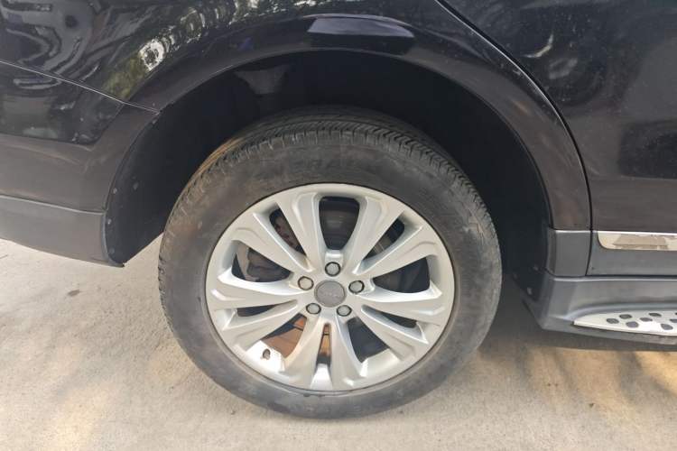 Used Haval H8 2017 2.0T Gasoline Two-Wheel Drive Smart Edition Exterior 5
